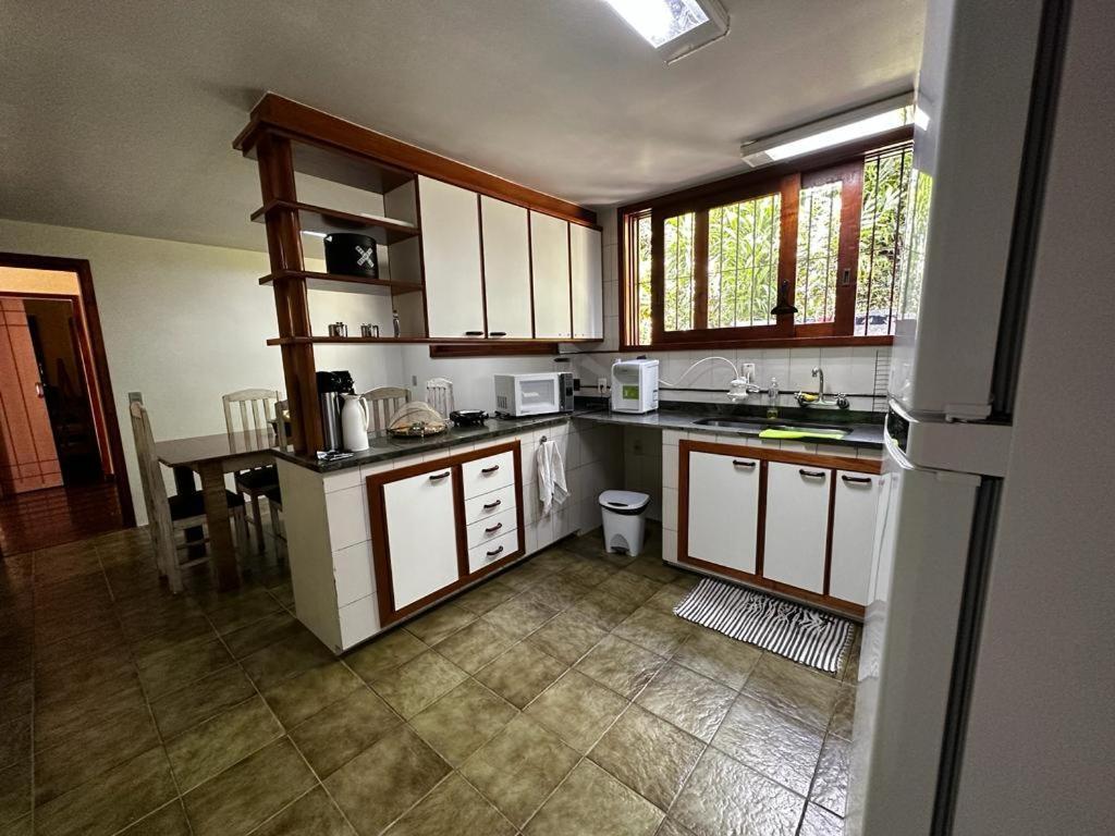 Village Hostel Petrópolis エクステリア 写真