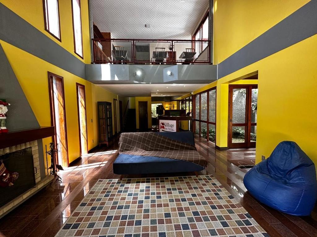 Village Hostel Petrópolis エクステリア 写真