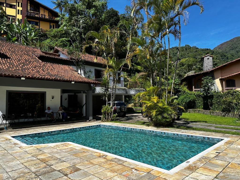 Village Hostel Petrópolis エクステリア 写真
