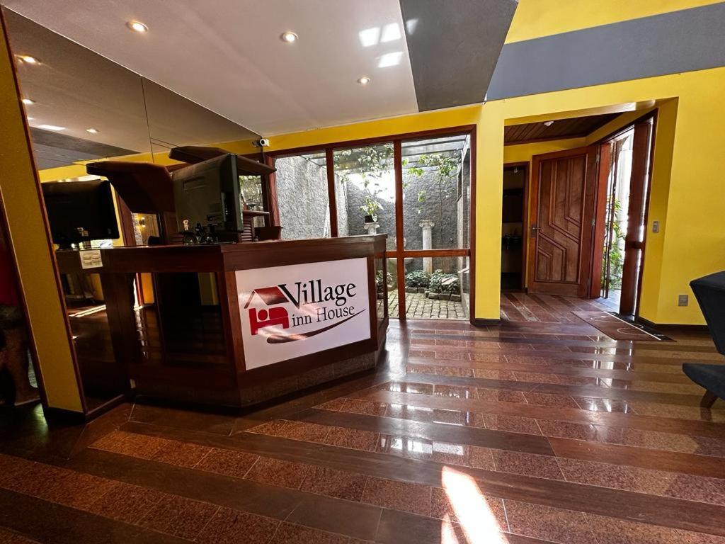 Village Hostel Petrópolis エクステリア 写真