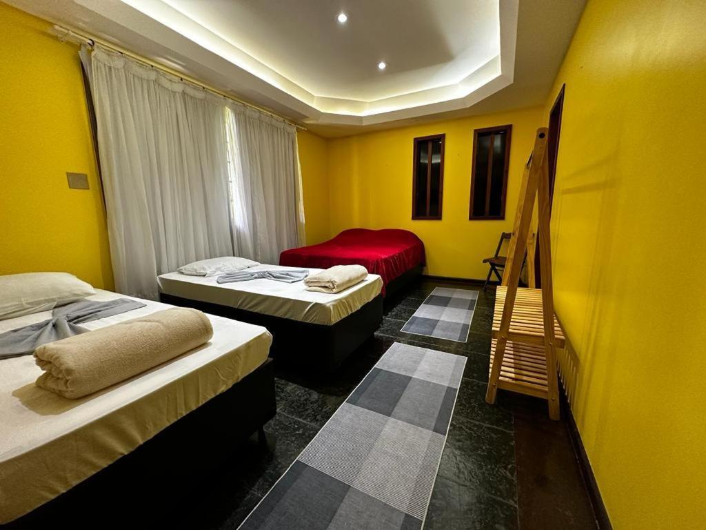 Village Hostel Petrópolis エクステリア 写真