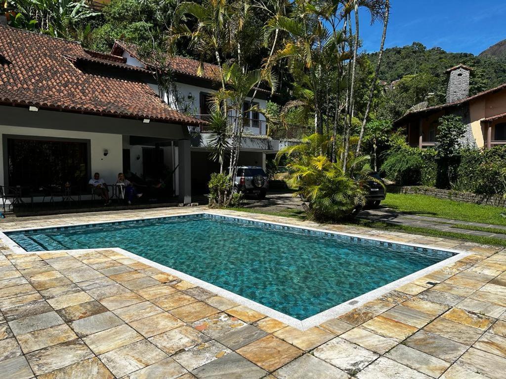 Village Hostel Petrópolis エクステリア 写真